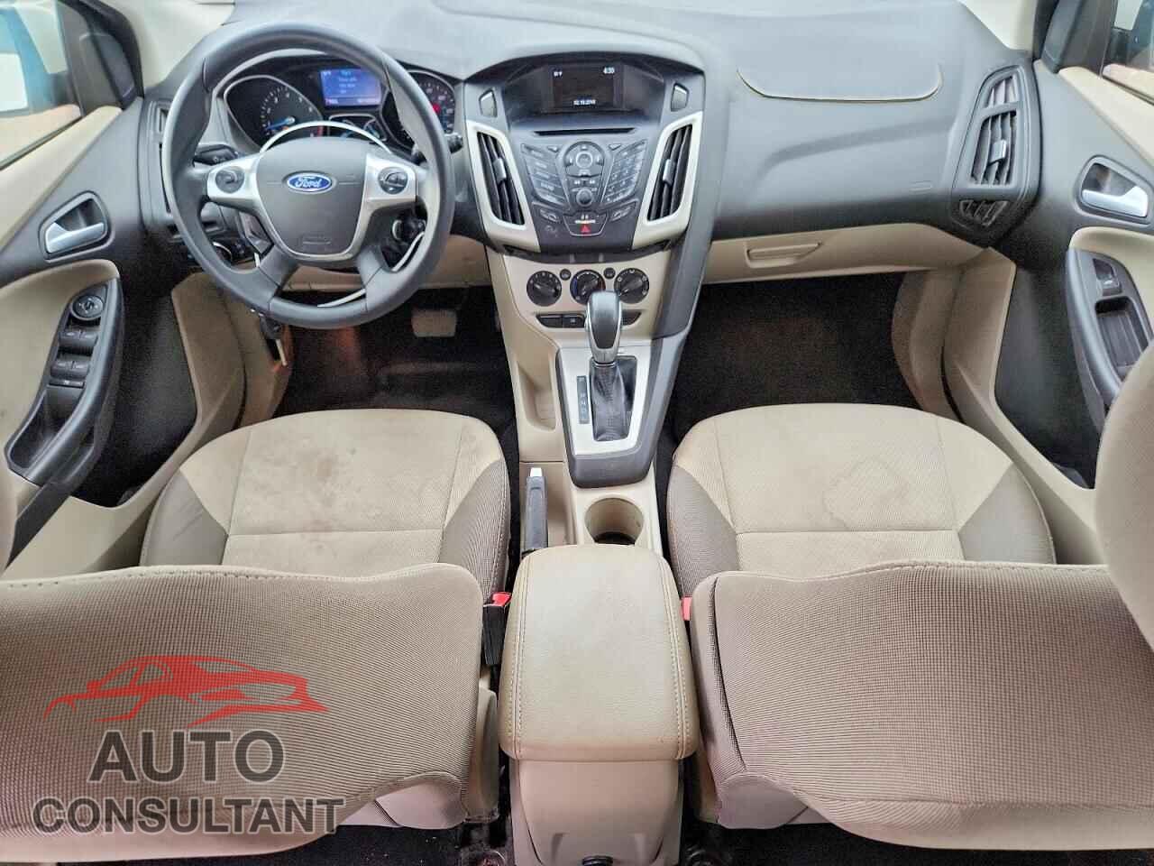 FORD FOCUS 2014 - 1FADP3K2XEL461005