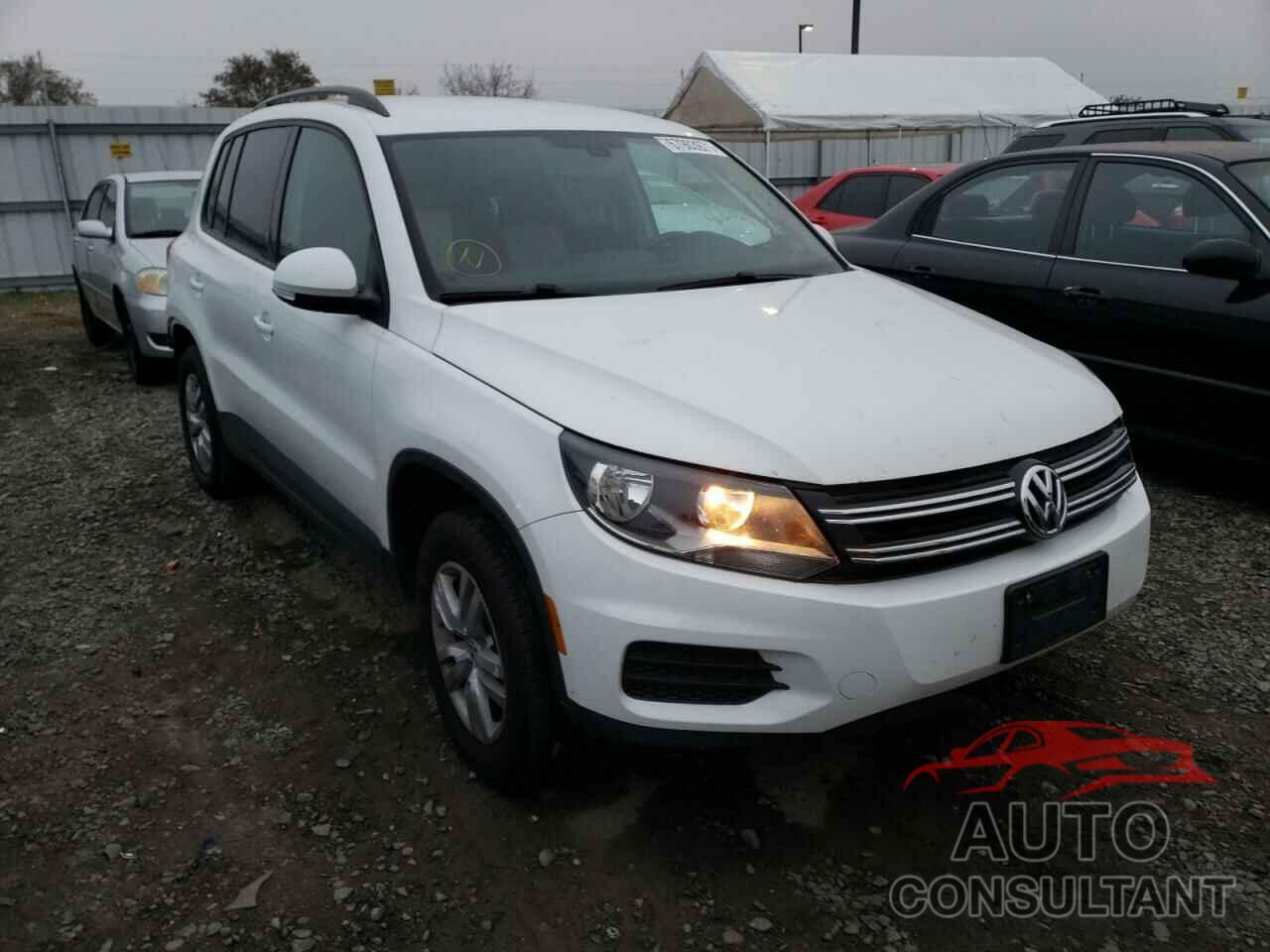 VOLKSWAGEN TIGUAN 2016 - WVGAV7AX9GW602005