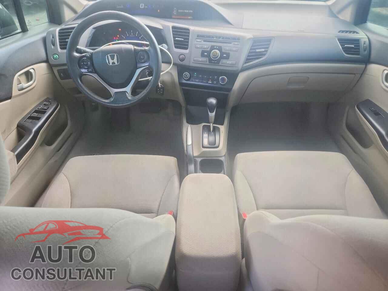HONDA CIVIC 2012 - 2HGFB2F52CH571882