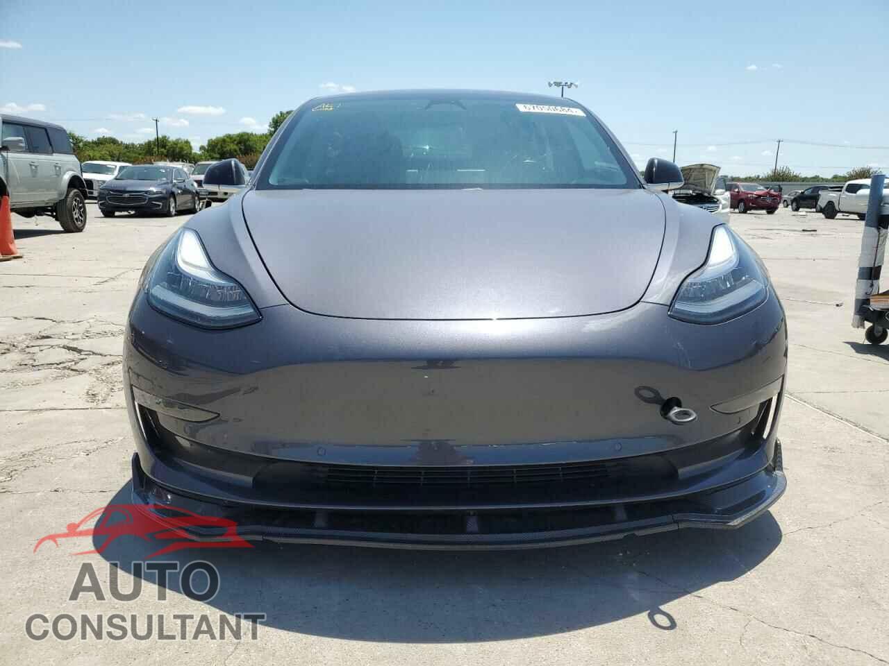 TESLA MODEL 3 2018 - 5YJ3E1EA4JF030613
