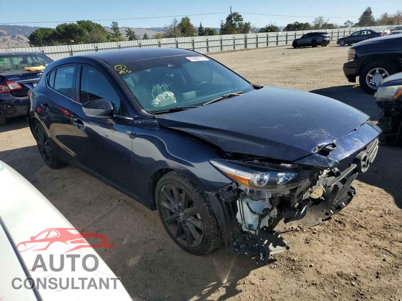 MAZDA 3 2017 - 3MZBN1L70HM143254