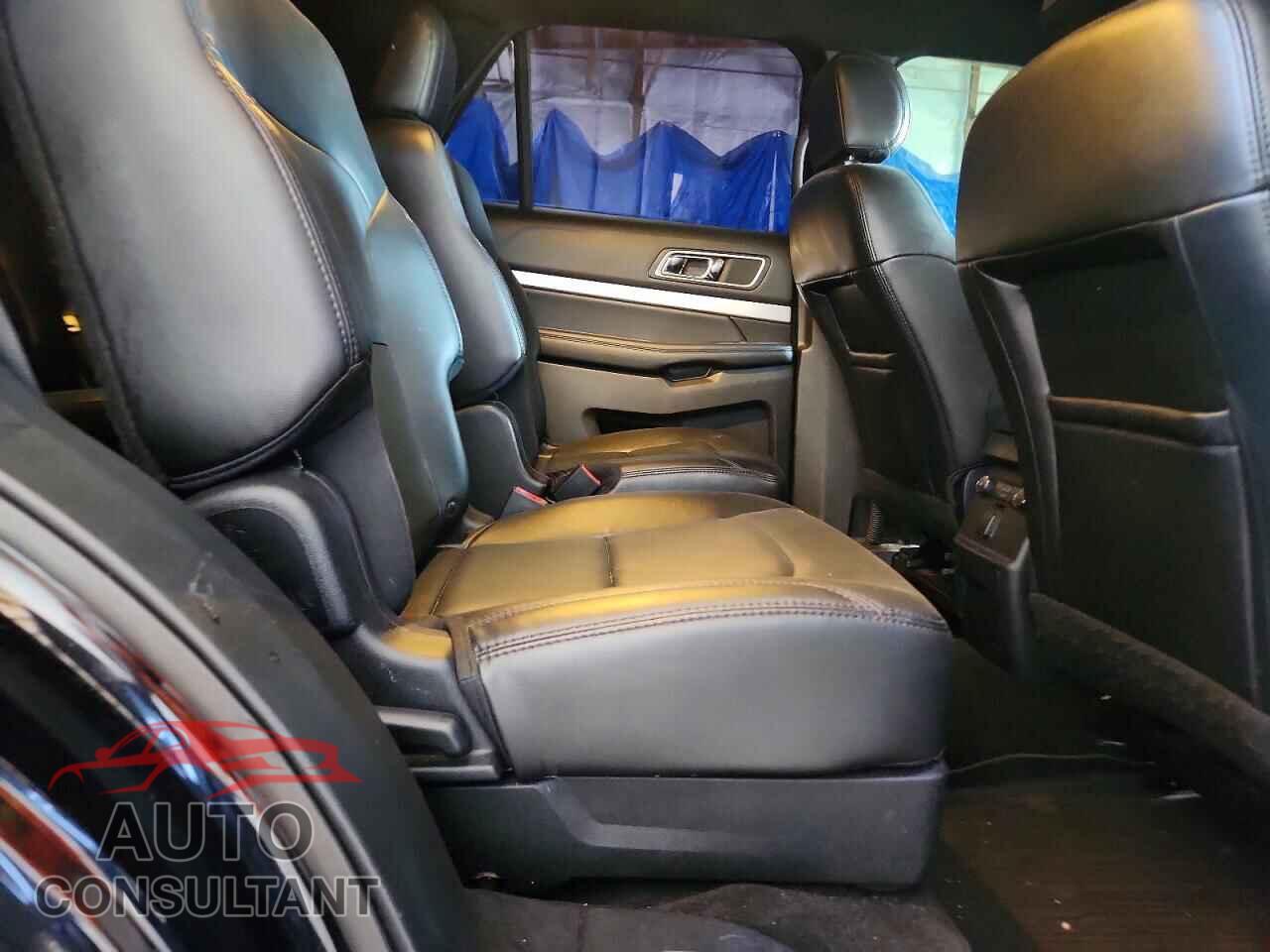FORD EXPLORER 2017 - 1FM5K7D80HGD97538