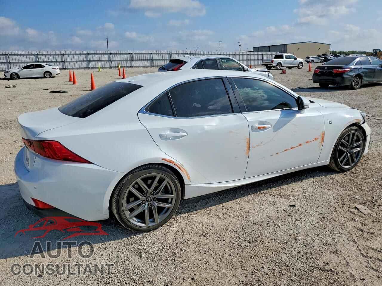 LEXUS IS 2019 - JTHC81D26K5034875