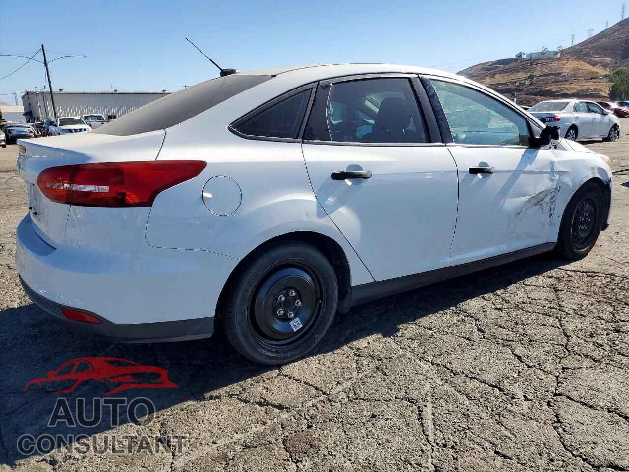 FORD FOCUS 2016 - 1FADP3E2XGL268142