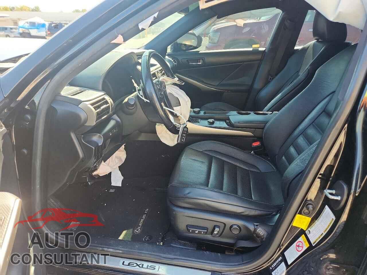 LEXUS IS 2016 - JTHBA1D20G5036841