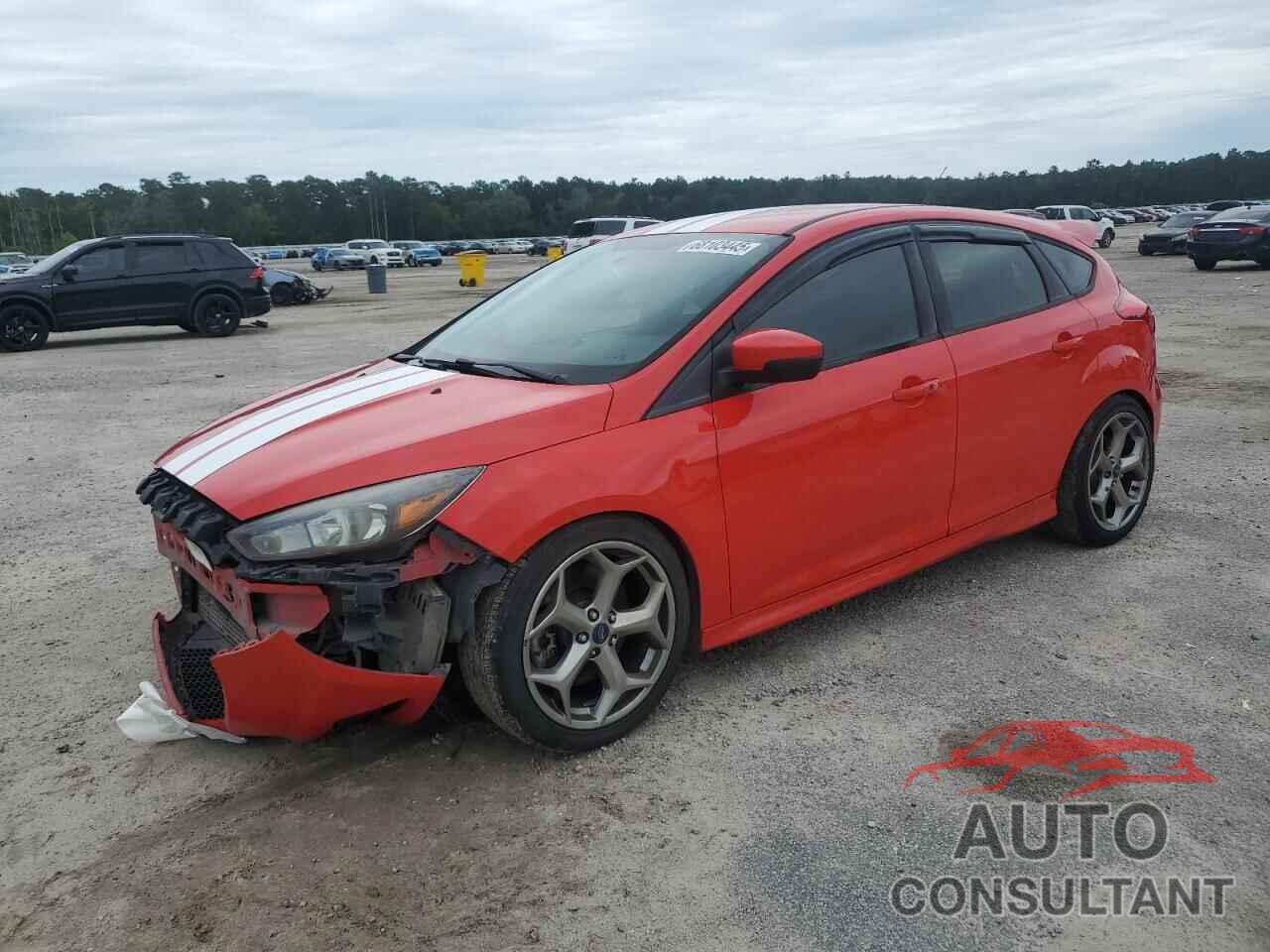 FORD FOCUS 2017 - 1FADP3L90HL228105