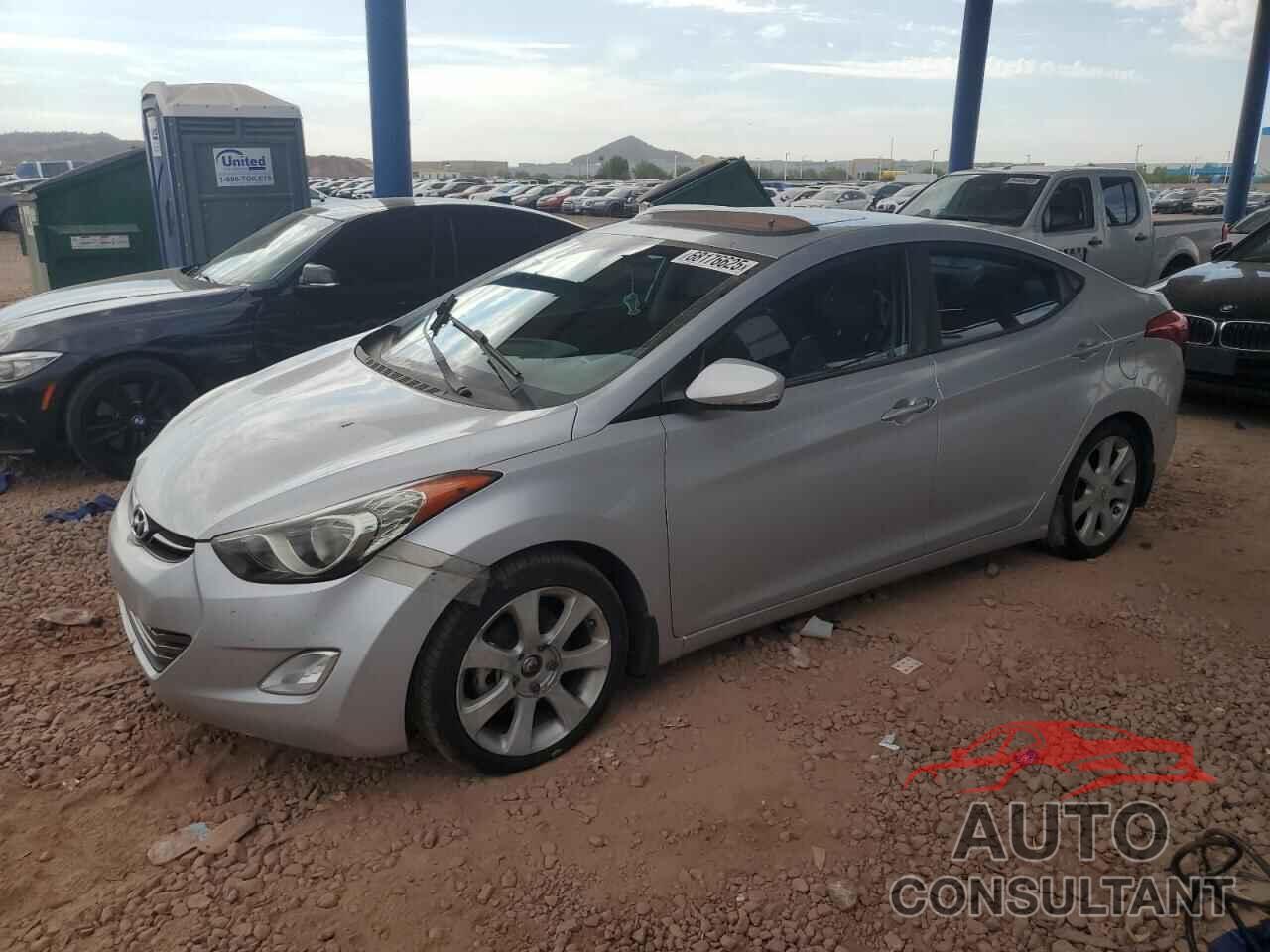 HYUNDAI ELANTRA 2013 - KMHDH4AE5DU486357