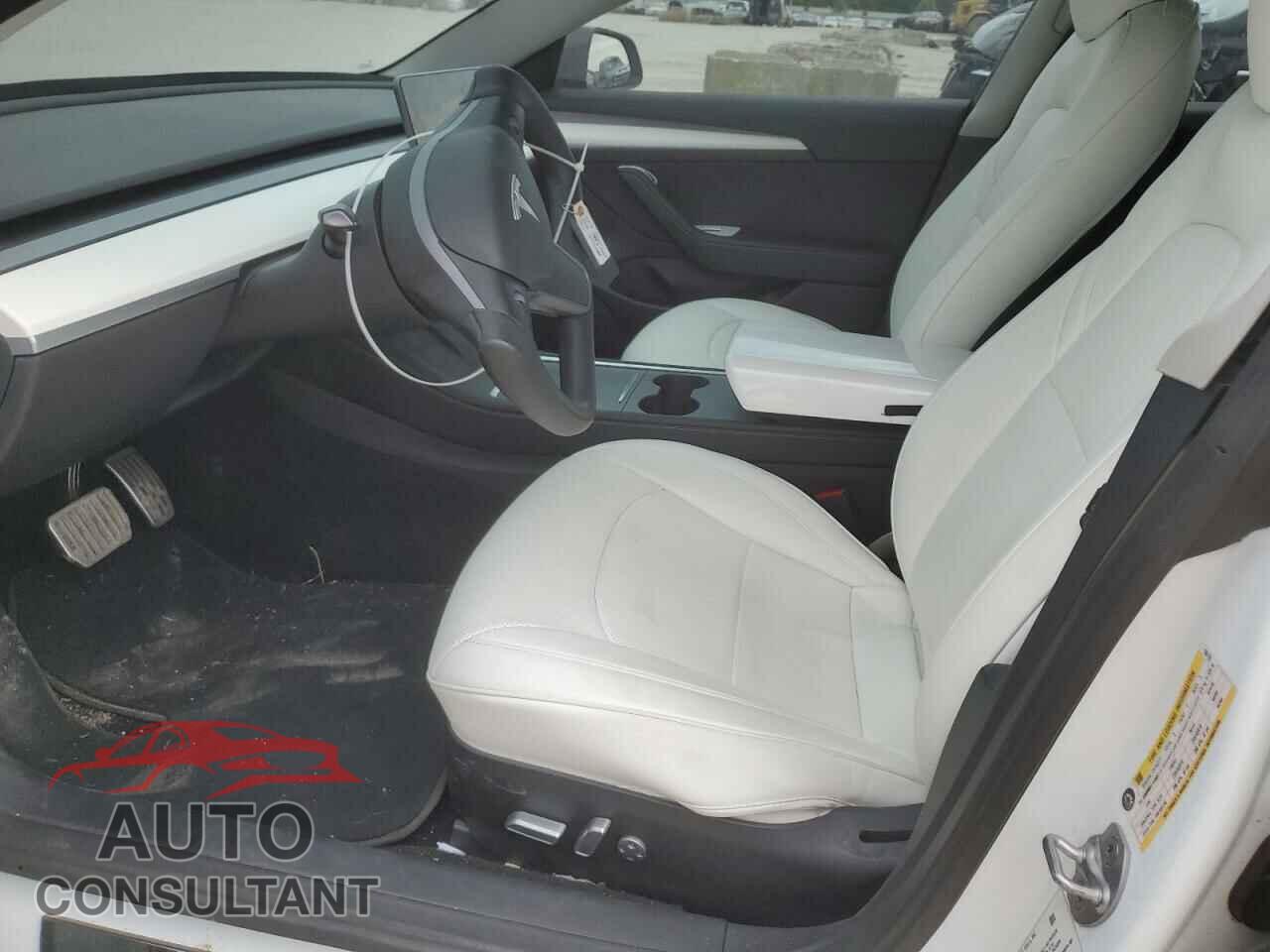 TESLA MODEL 3 2022 - 5YJ3E1EB2NF166155