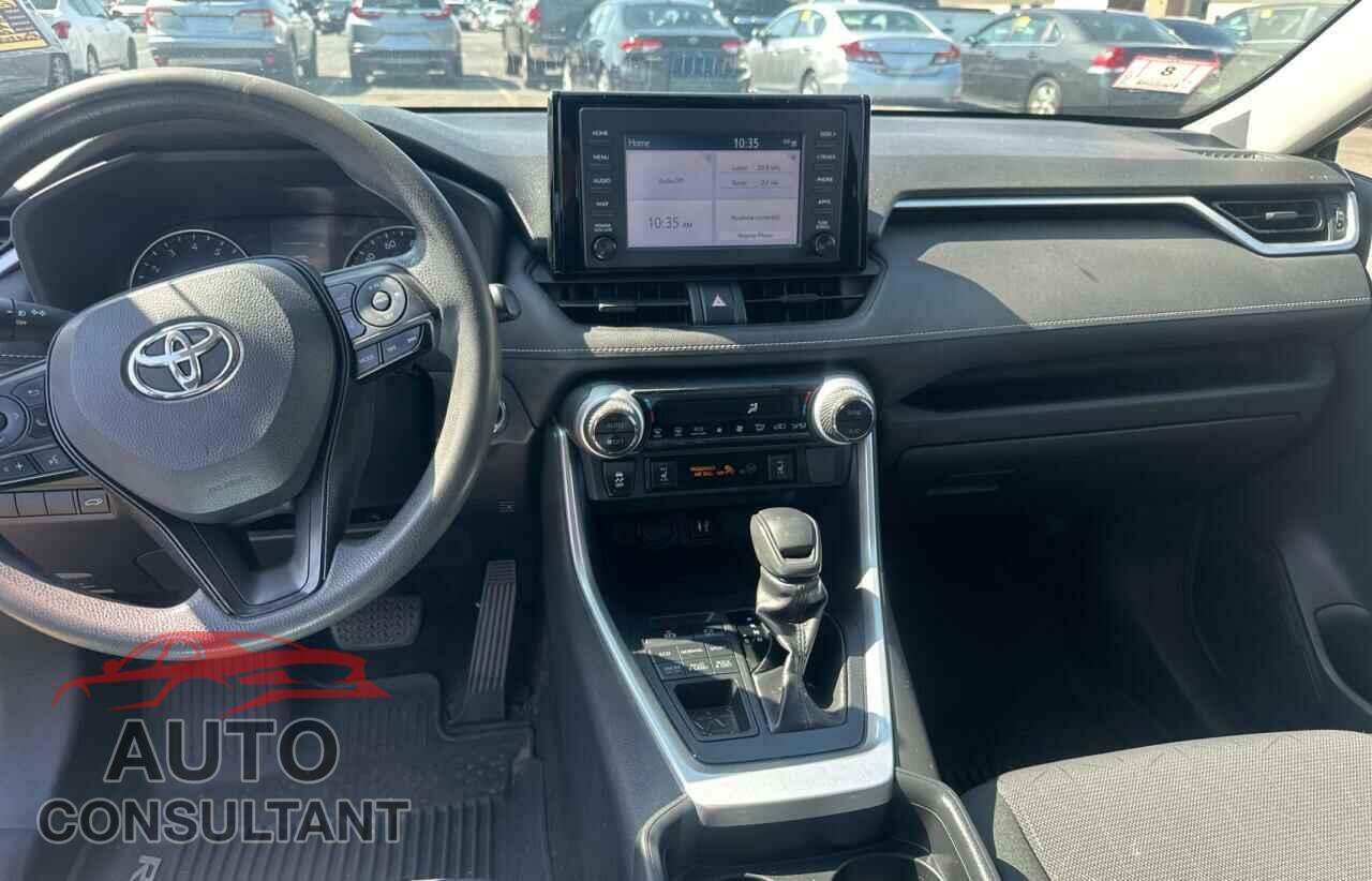 TOYOTA RAV4 2019 - JTMP1RFVXKD031027