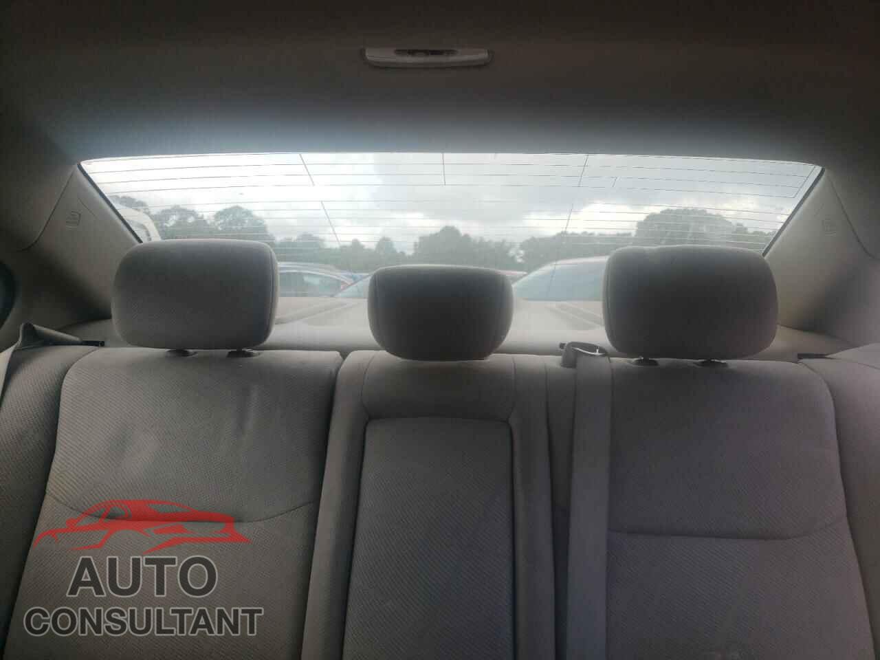 HONDA CIVIC 2012 - 2HGFB2F86CH531962