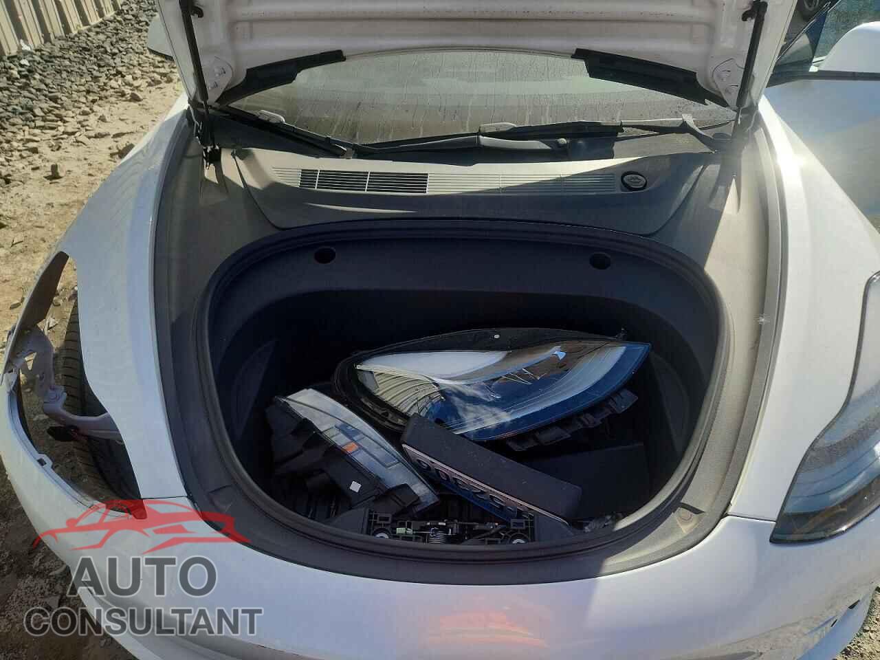 TESLA MODEL 3 2022 - 5YJ3E1EA4NF369569