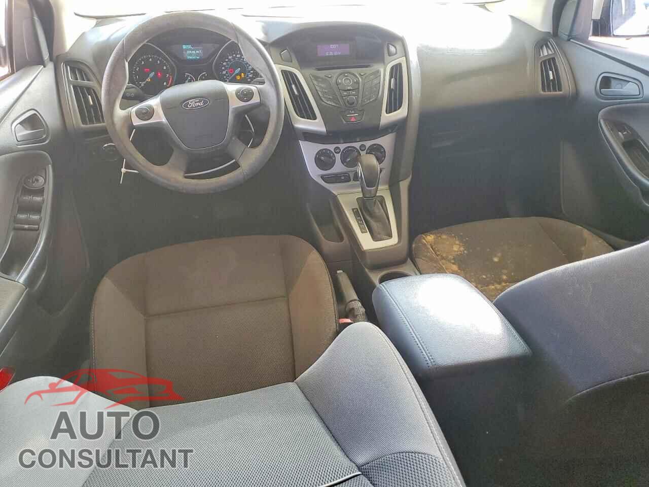 FORD FOCUS 2012 - 1FAHP3K2XCL357015