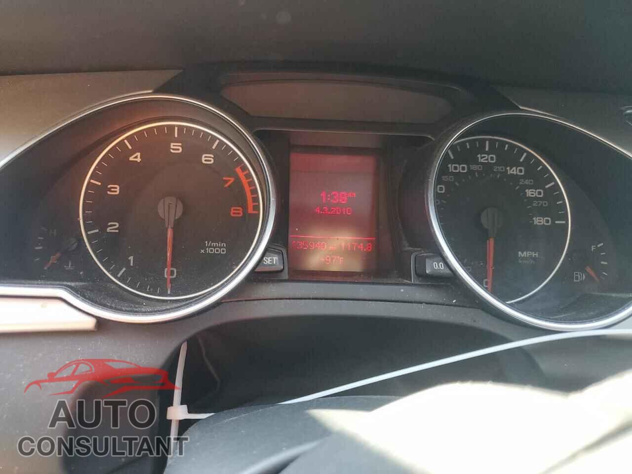 AUDI A5 2011 - WAUCFAFR8BA009160