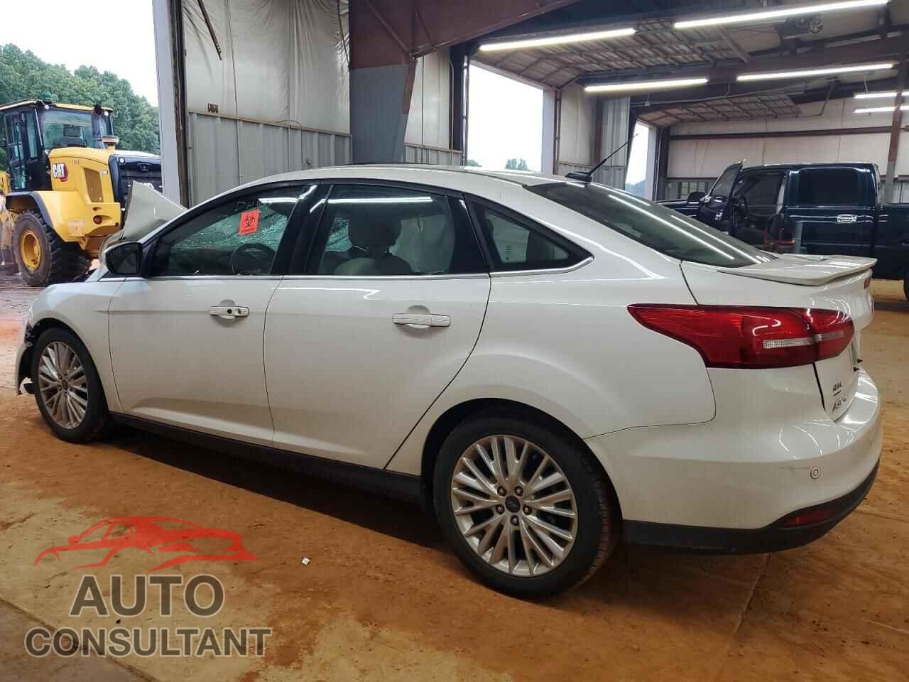FORD FOCUS 2017 - 1FADP3J25HL212620