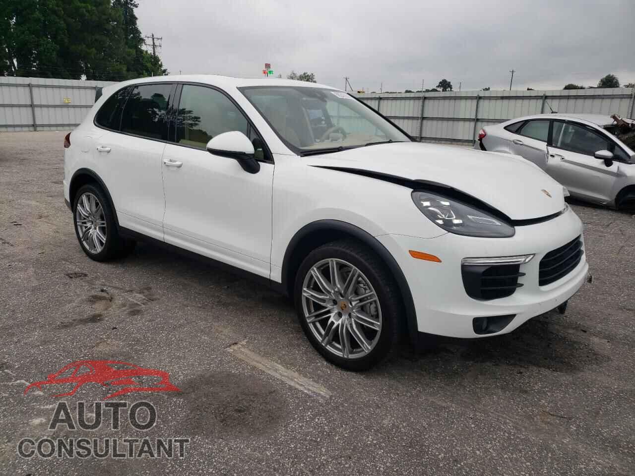 PORSCHE CAYENNE 2017 - WP1AB2A26HLA52025