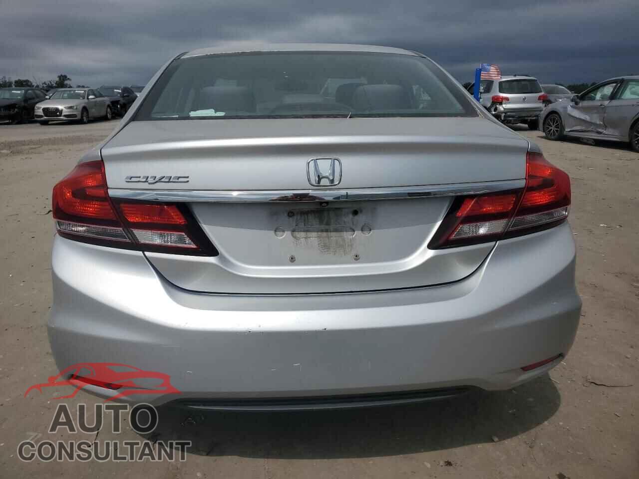 HONDA CIVIC 2013 - 2HGFB2F5XDH556824