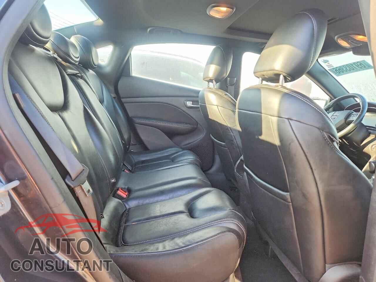 DODGE DART 2013 - 1C3CDFCA4DD320238