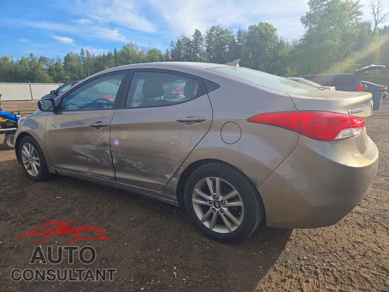 HYUNDAI ELANTRA 2012 - 5NPDH4AE2CH143003