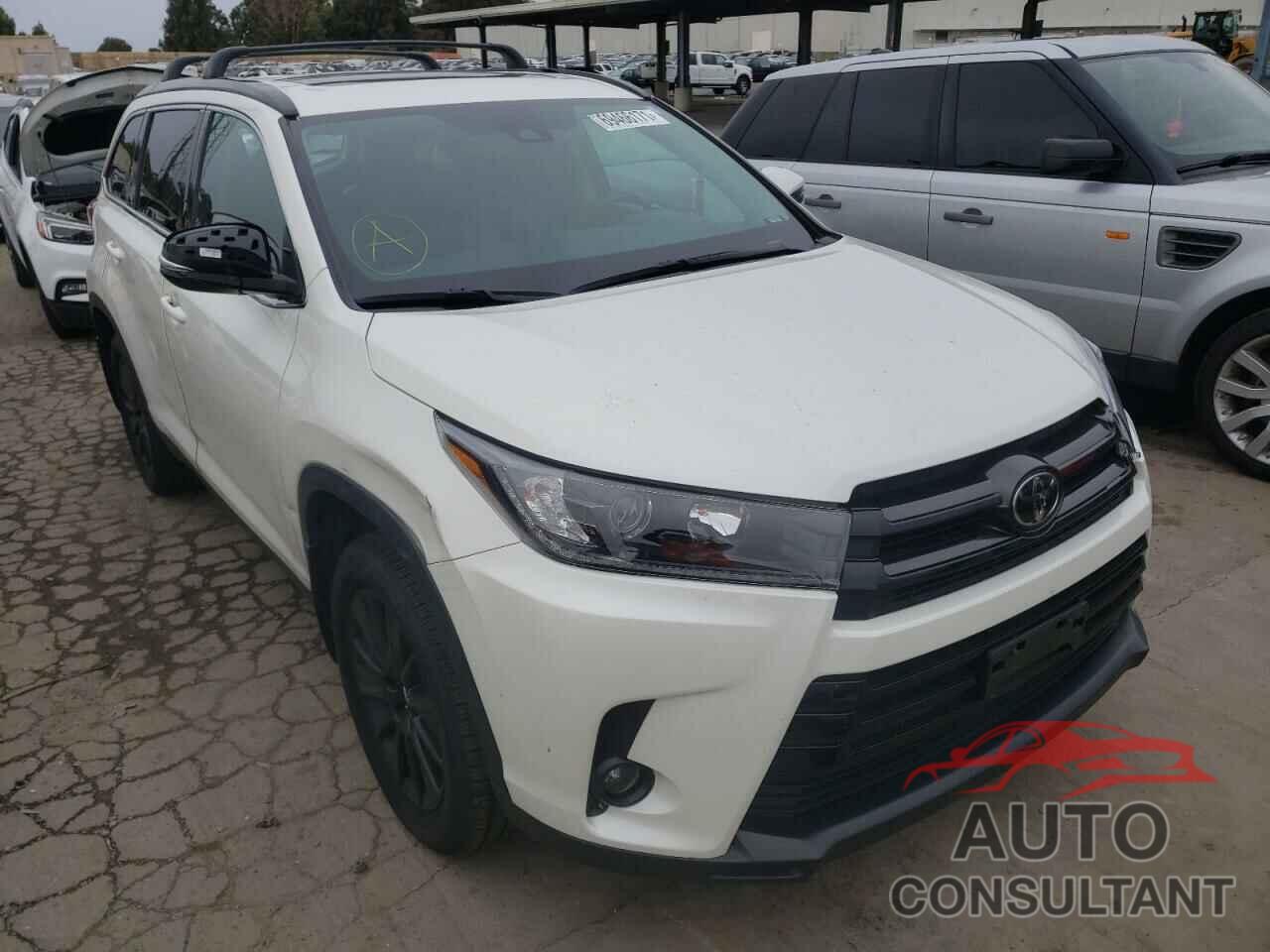 TOYOTA HIGHLANDER 2019 - 5TDJZRFH2KS571243