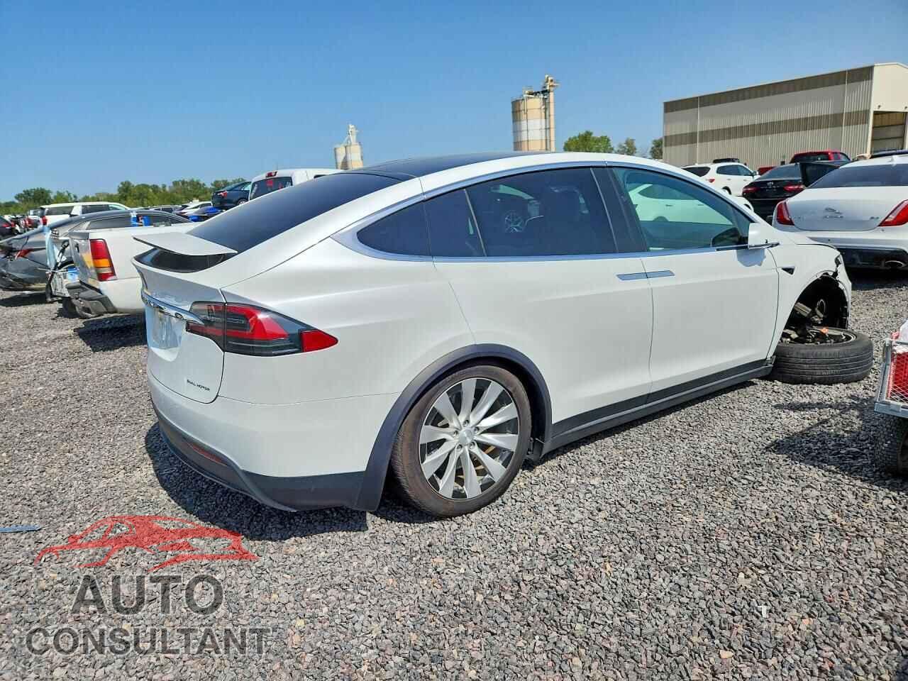 TESLA MODEL X 2020 - 5YJXCAE2XLF232729