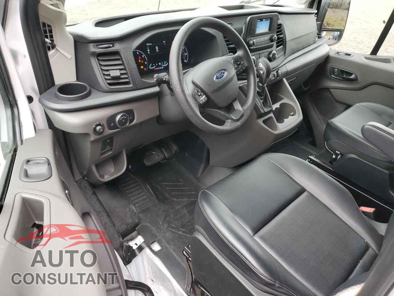 FORD TRANSIT 2025 - 1FTBR2CG3SKA28806