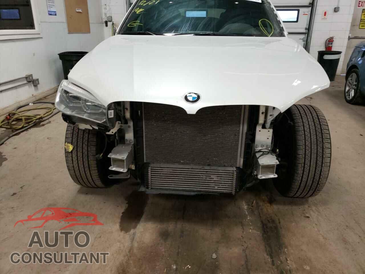 BMW X5 2017 - 5UXKR0C52H0U53827