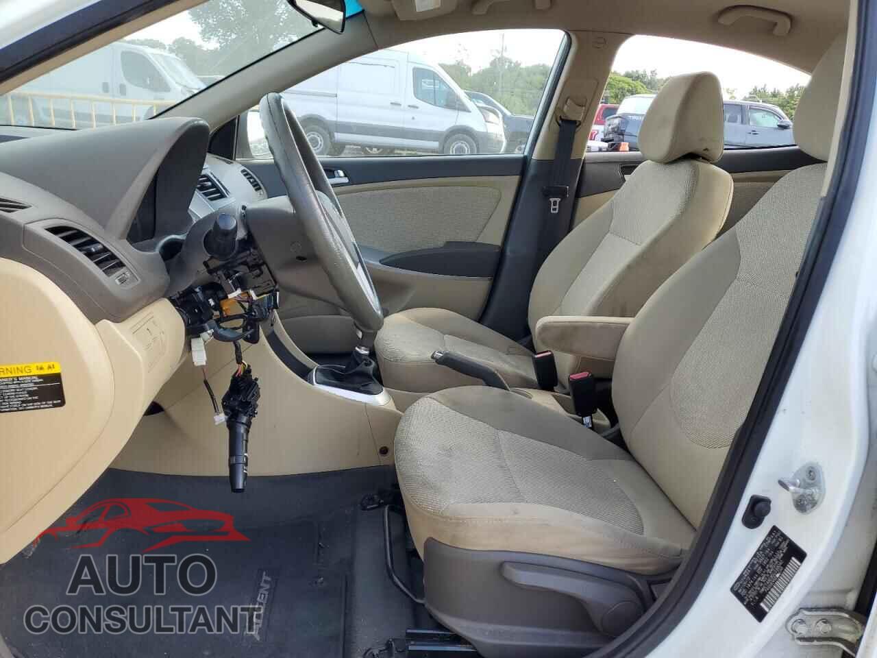 HYUNDAI ACCENT 2013 - KMHCT4AE8DU298040