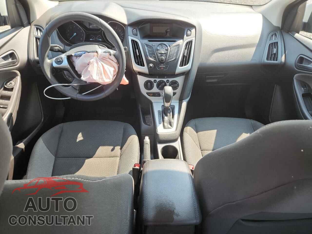 FORD FOCUS 2012 - 1FAHP3F23CL404461