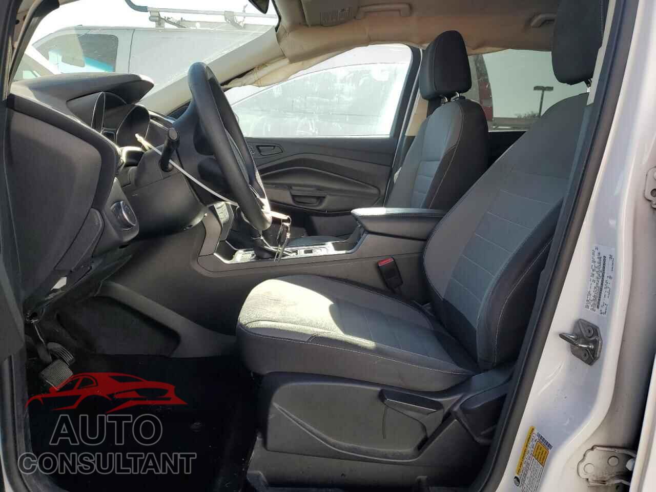 FORD ESCAPE 2017 - 1FMCU0F76HUE24269