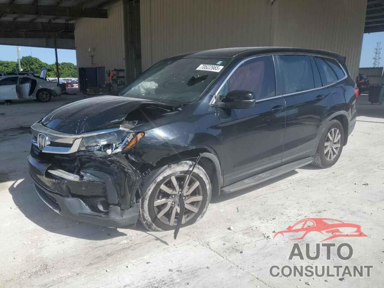 HONDA PILOT 2019 - 5FNYF5H58KB010536