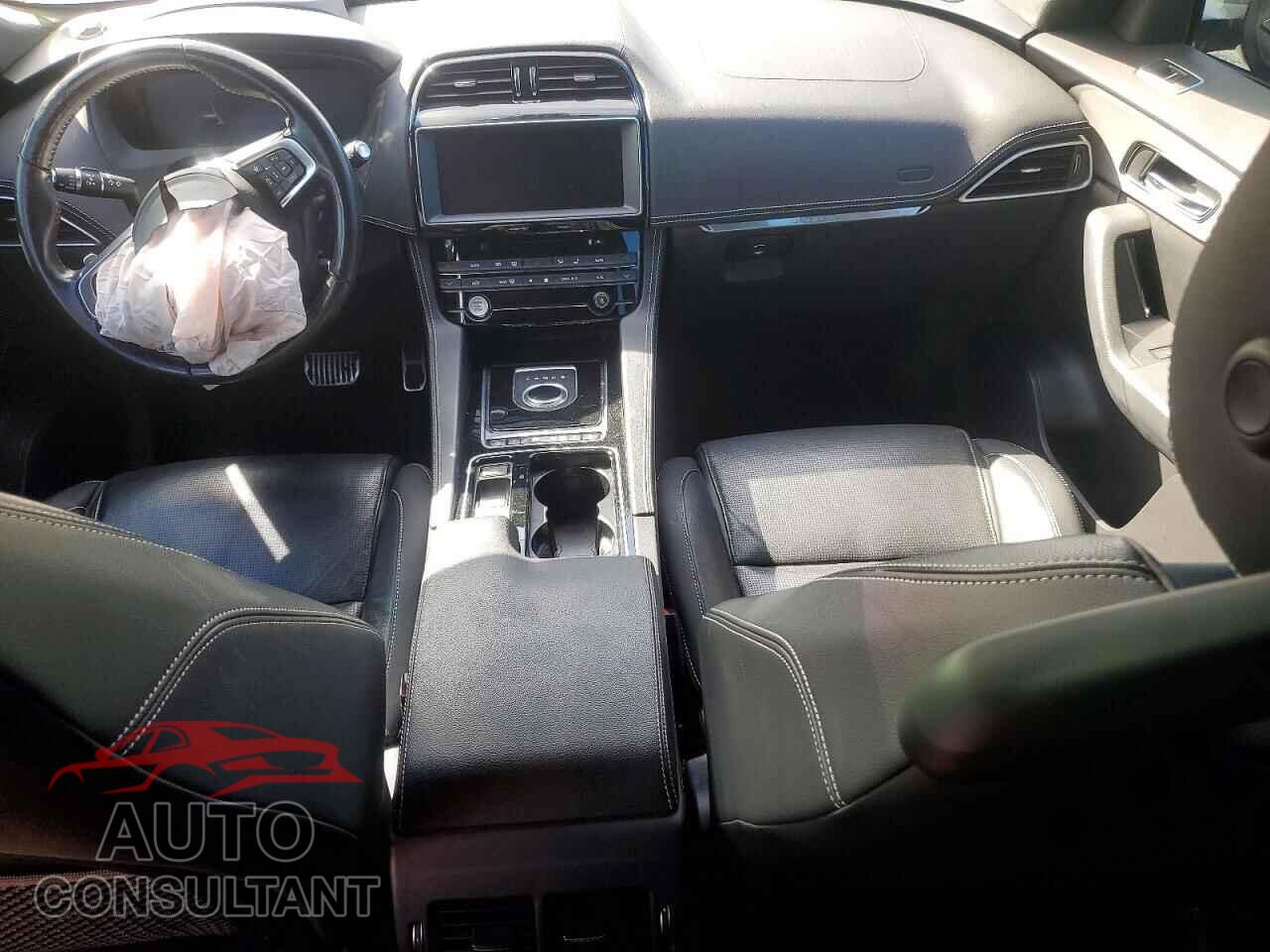 JAGUAR F-PACE 2018 - SADCM2FV8JA240512