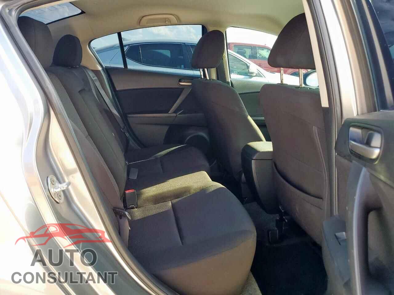 MAZDA 3 2010 - JM1BL1SF2A1210764