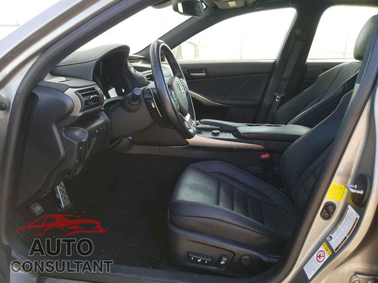 LEXUS IS 2017 - JTHCM1D2XH5023317