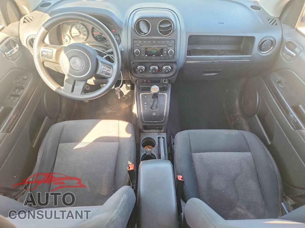 JEEP COMPASS 2011 - 1J4NF1FB6BD280791