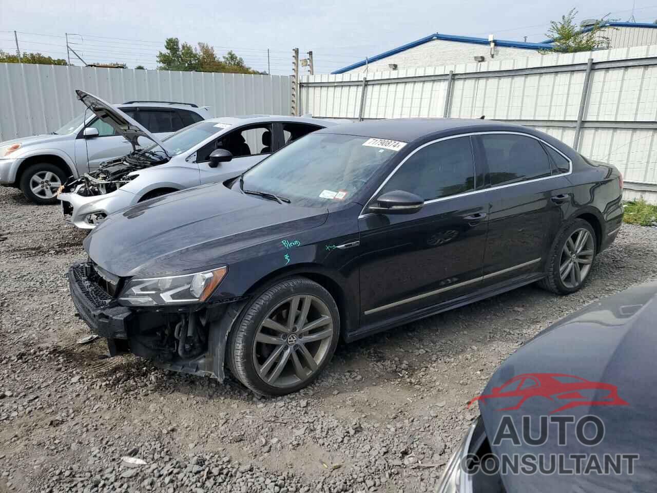 VOLKSWAGEN PASSAT 2017 - 1VWDT7A30HC052696