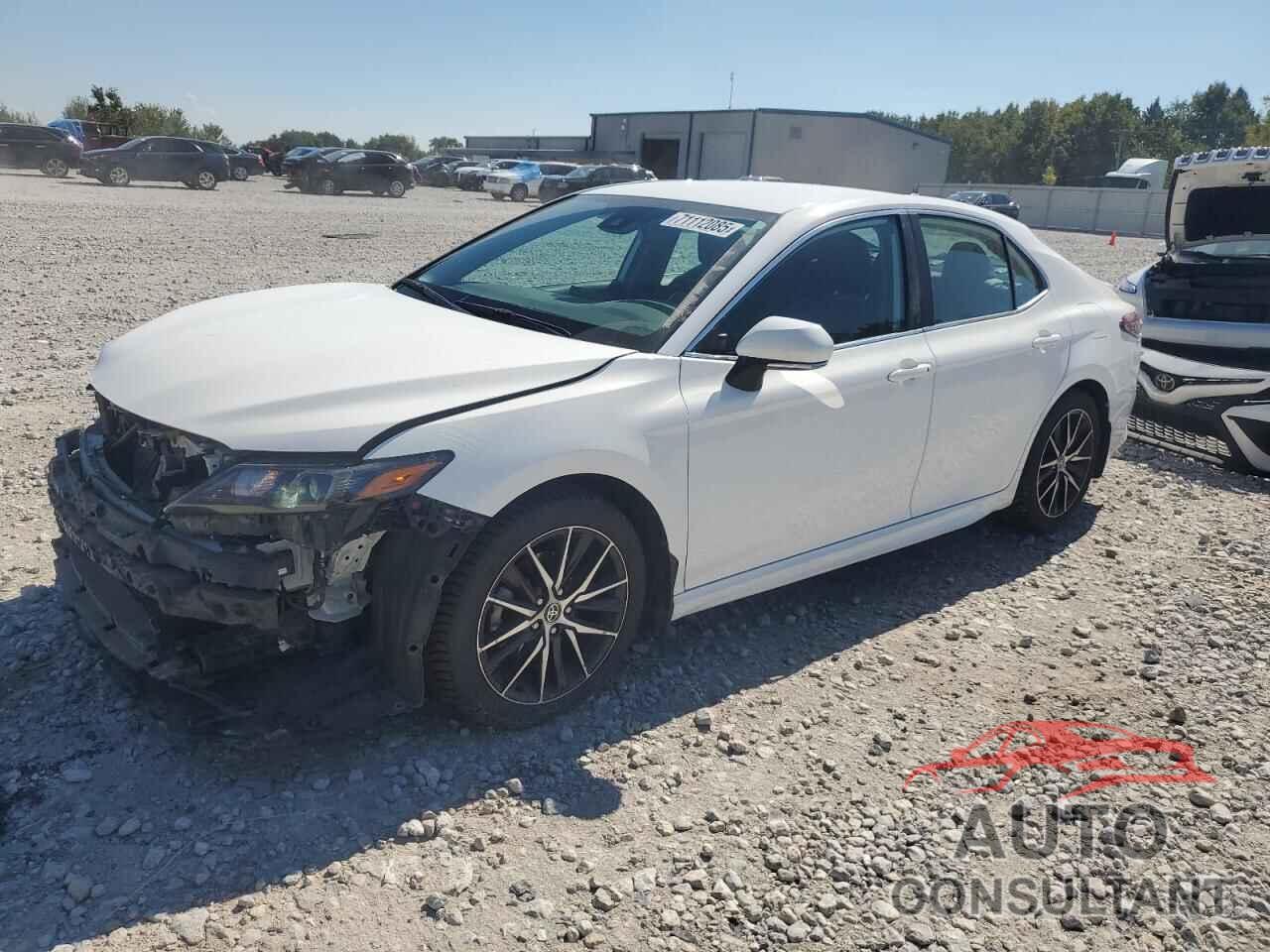 TOYOTA CAMRY 2023 - 4T1G11BK5PU095685