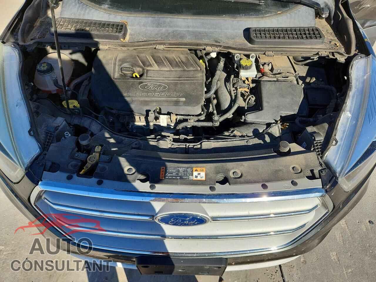 FORD ESCAPE 2017 - 1FMCU9JD2HUC26323