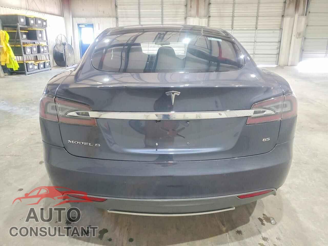 TESLA MODEL S 2014 - 5YJSA1H11EFP64652