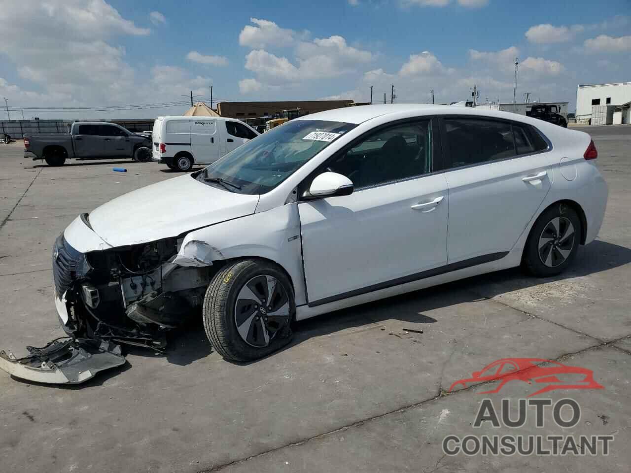 HYUNDAI IONIQ 2017 - KMHC75LC1HU044262