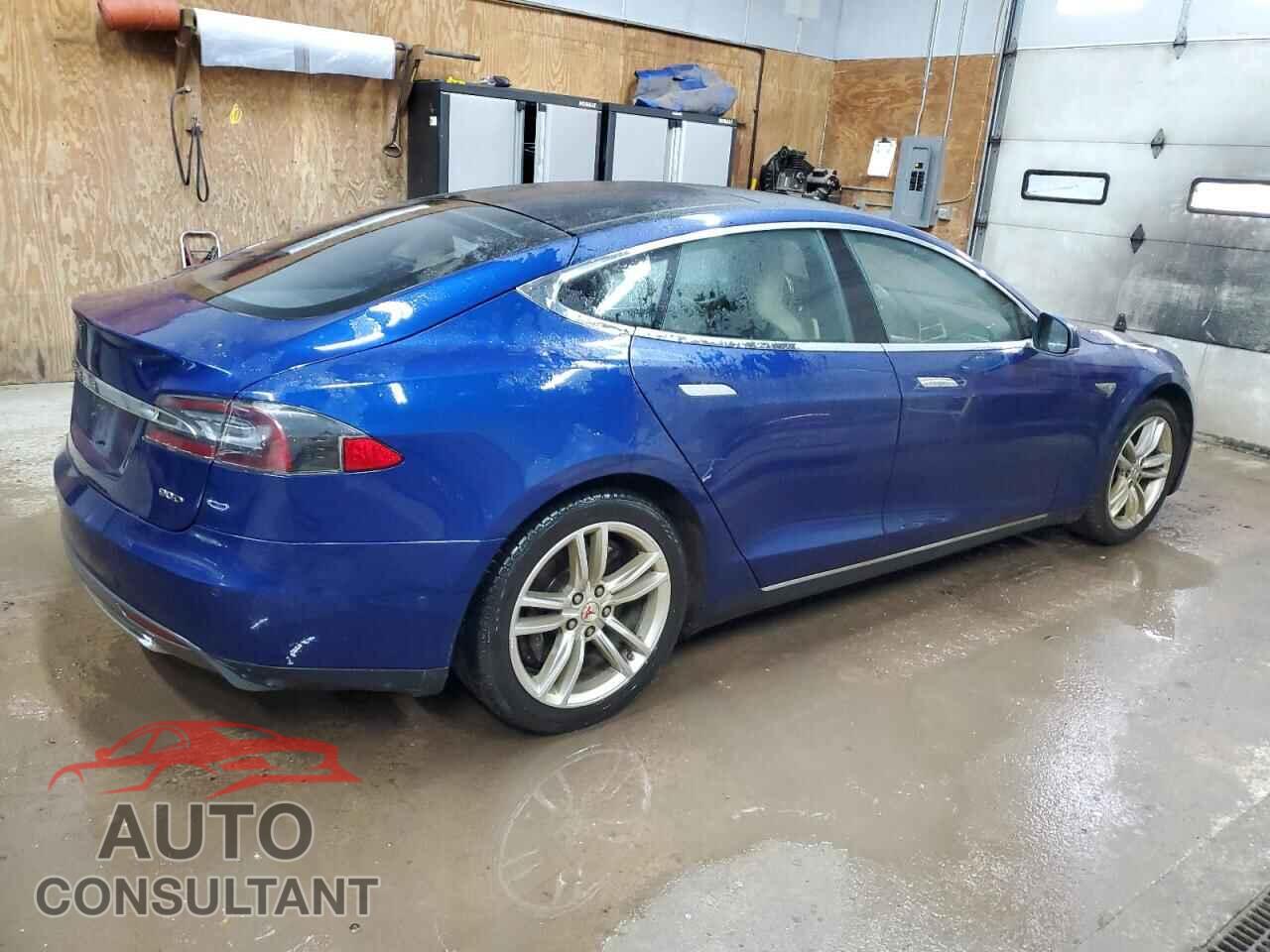 TESLA MODEL S 2015 - 5YJSA1E25FF101079