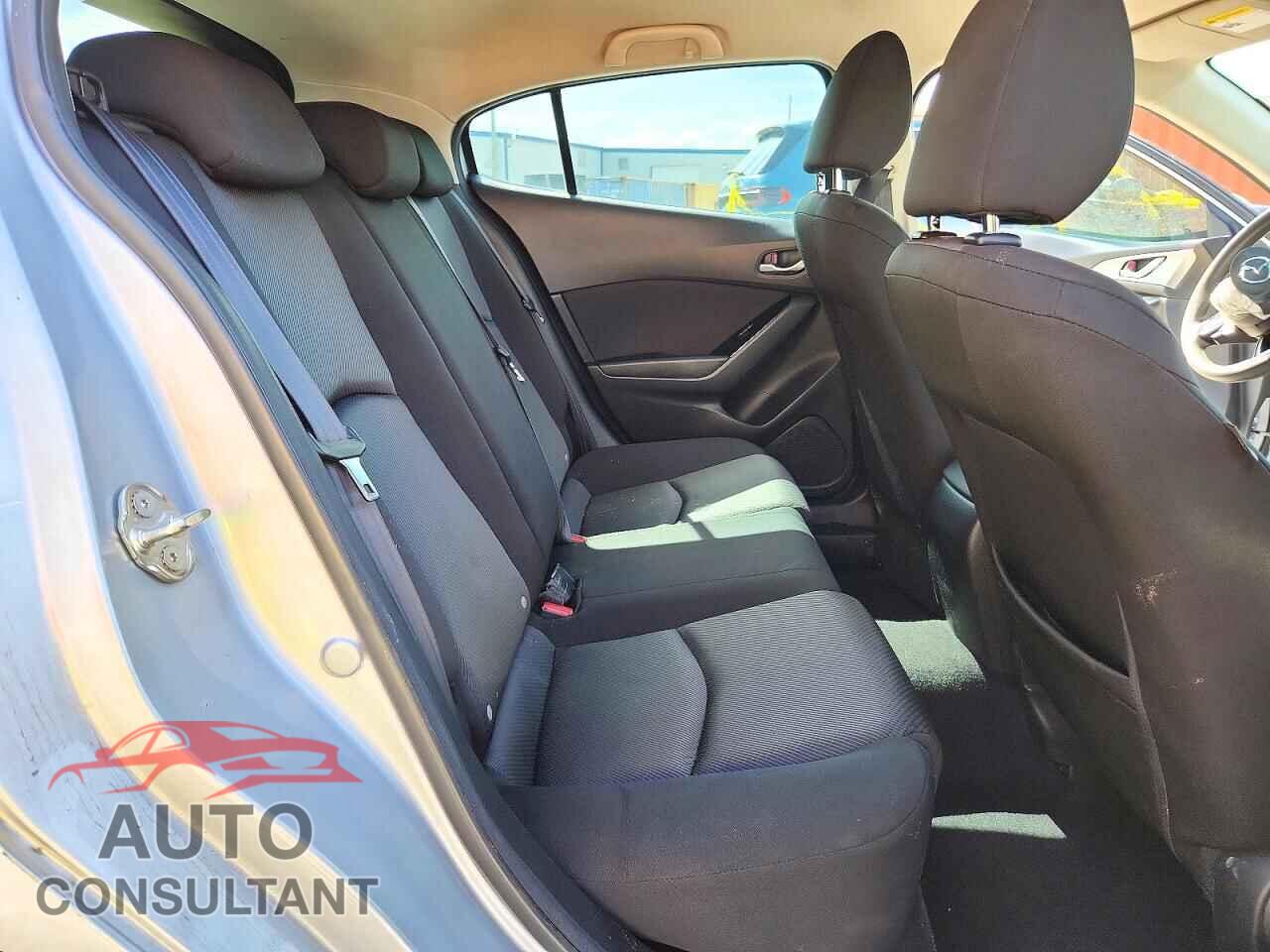 MAZDA 3 2017 - 3MZBN1K77HM106509