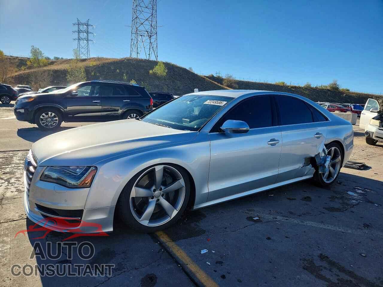 AUDI S8 2014 - WAUD2AFD4EN011134
