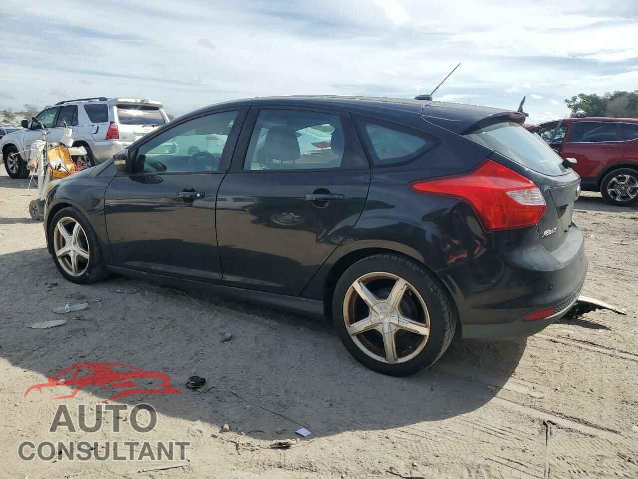 FORD FOCUS 2013 - 1FADP3K21DL312044