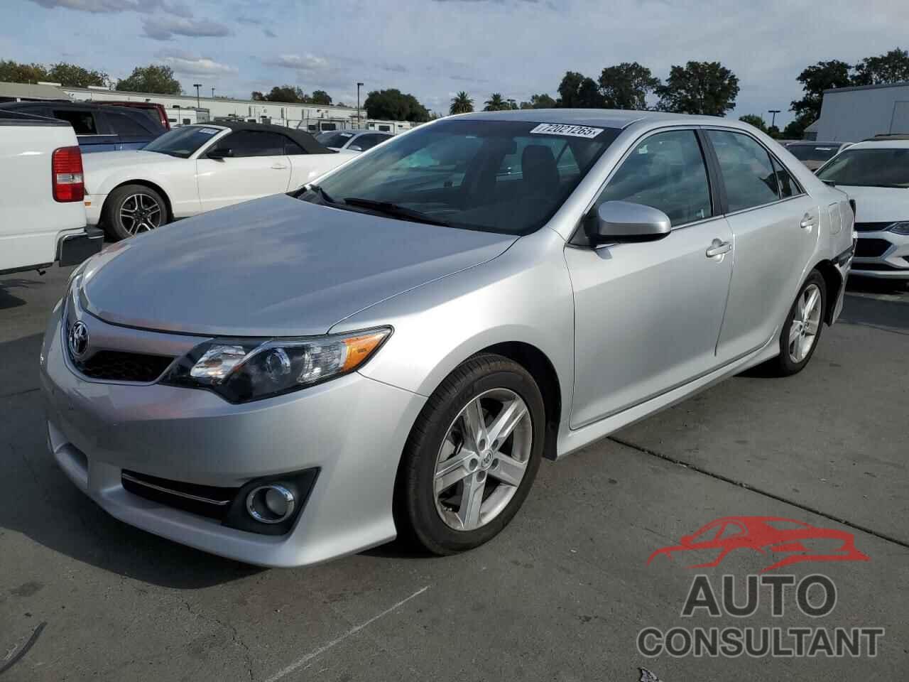 TOYOTA CAMRY 2013 - 4T1BF1FK4DU216675