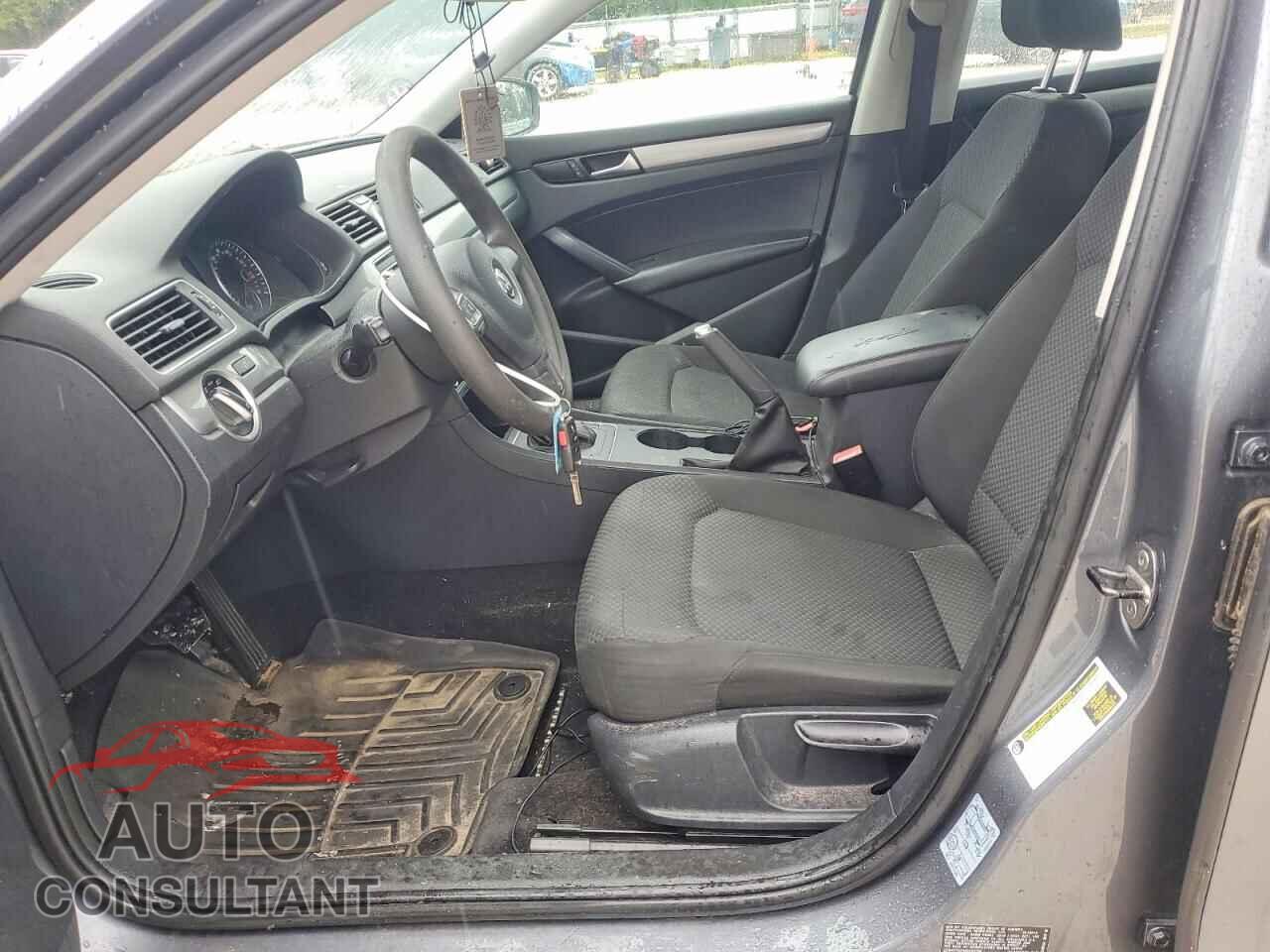VOLKSWAGEN PASSAT 2014 - 1VWAP7A34EC002788