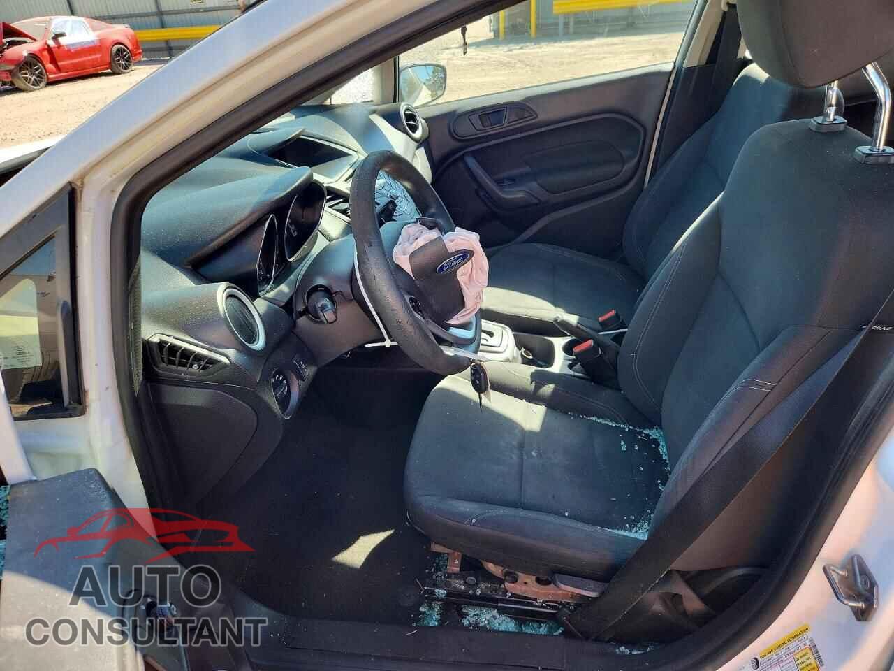 FORD FIESTA 2017 - 3FADP4EJ7HM131995