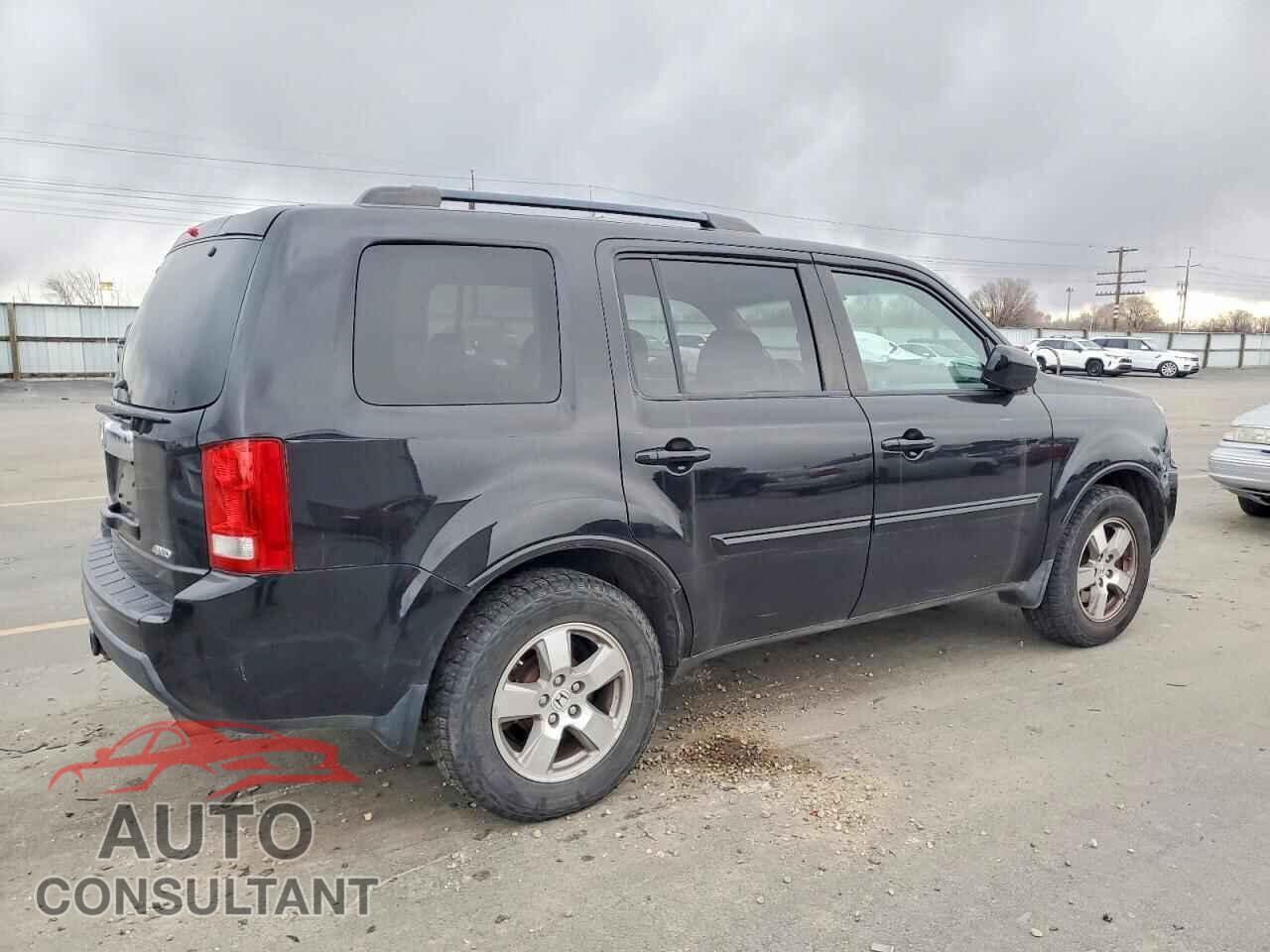 HONDA PILOT 2011 - 5FNYF4H41BB034338