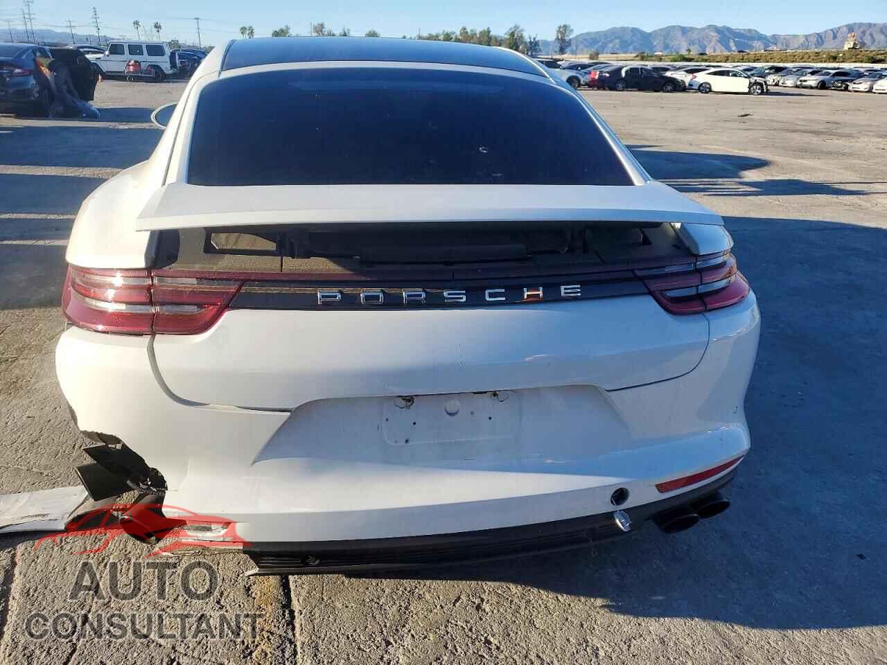 PORSCHE PANAMERA 2020 - WP0AA2A72LL100838