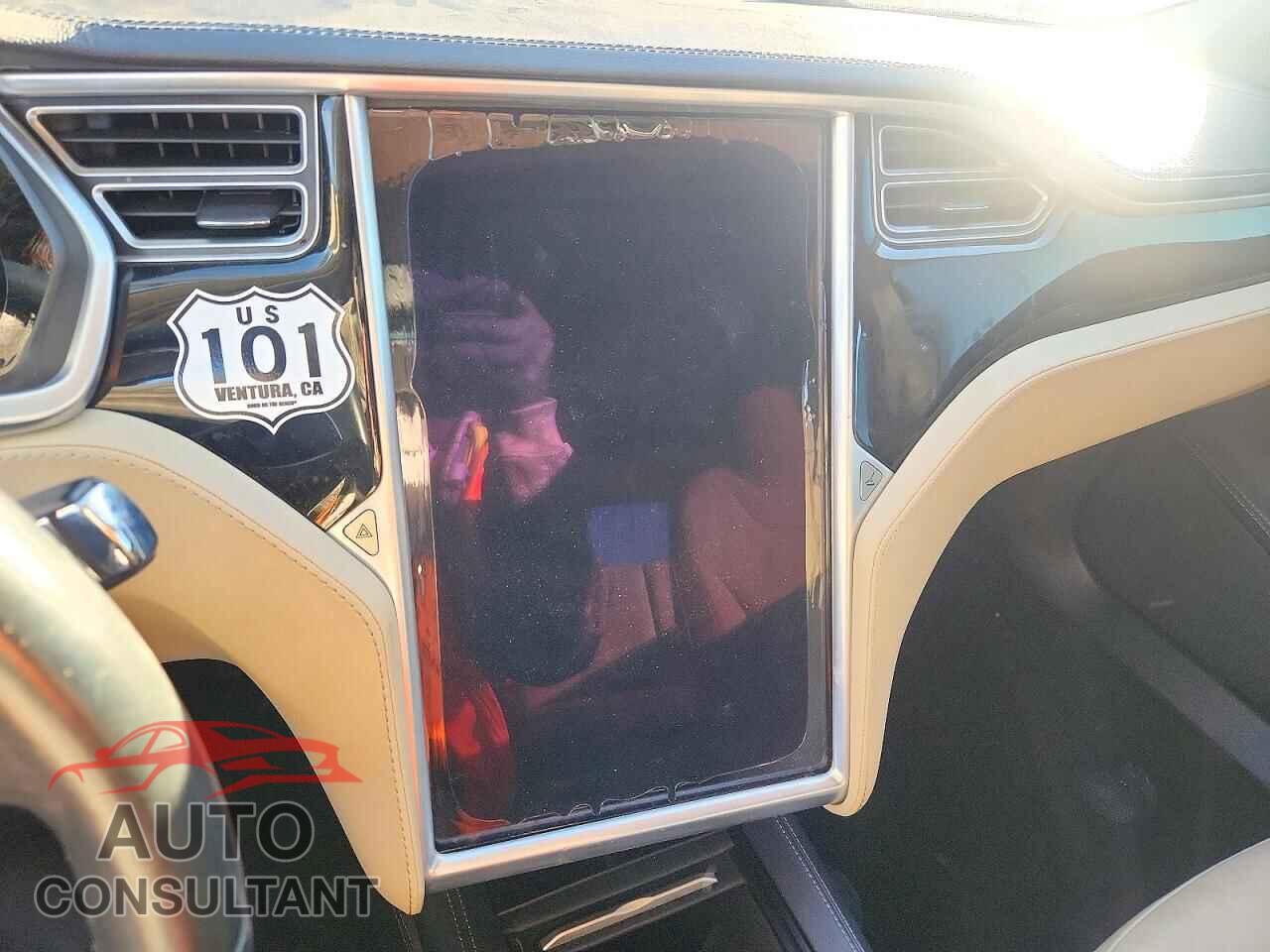 TESLA MODEL S 2014 - 5YJSA1H10EFP32419
