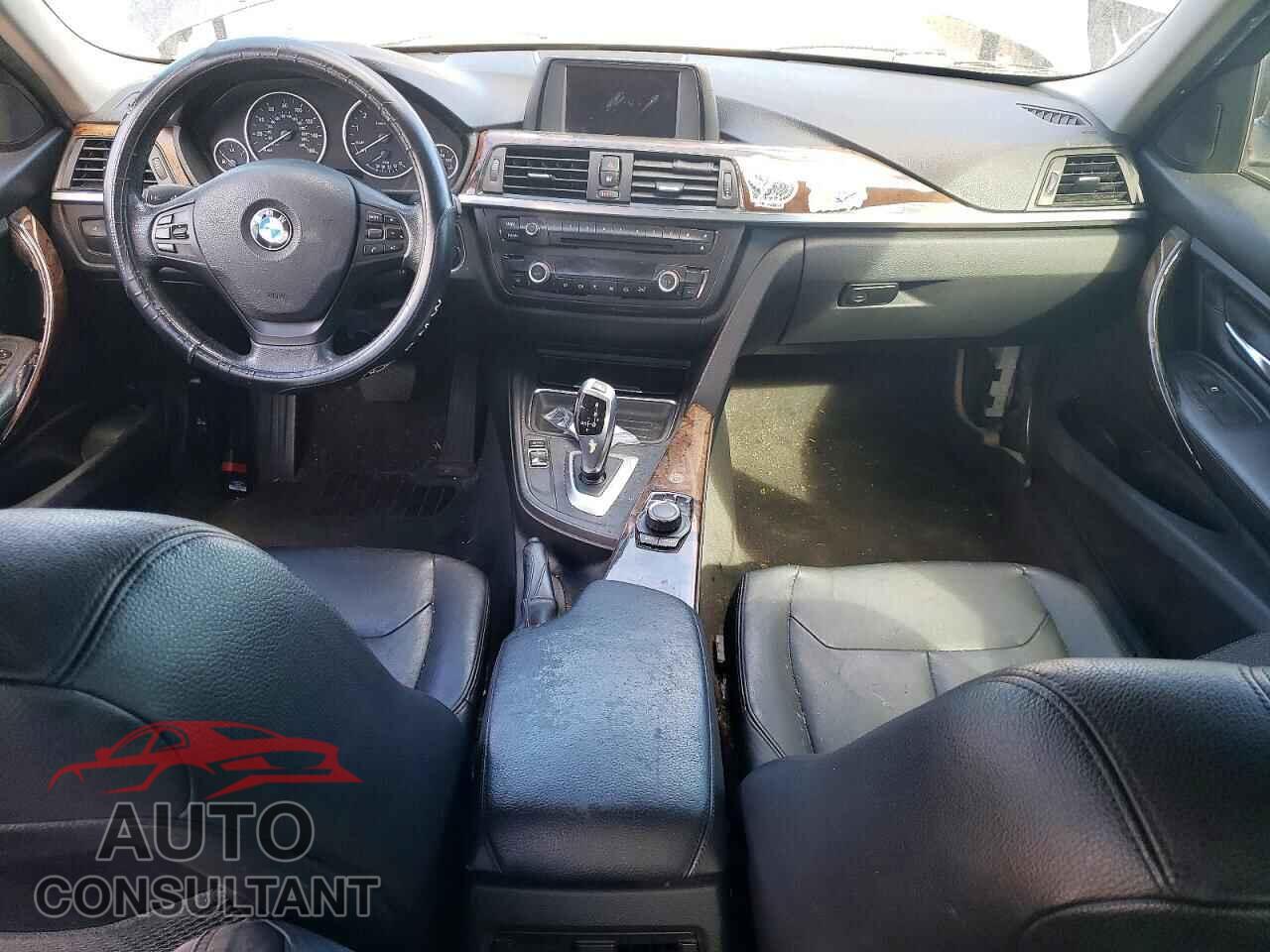 BMW 3 SERIES 2013 - WBA3A9C57DF475618